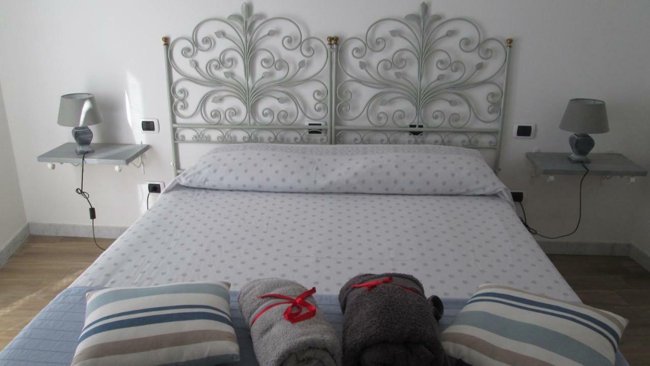 B&B Agora ซาร์ซานา ภายนอก รูปภาพ