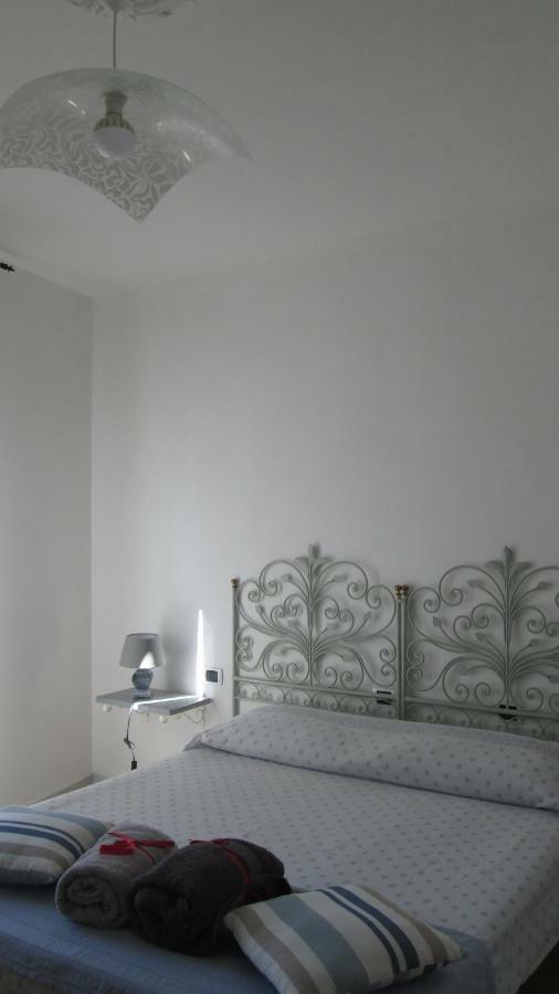 B&B Agora ซาร์ซานา ภายนอก รูปภาพ